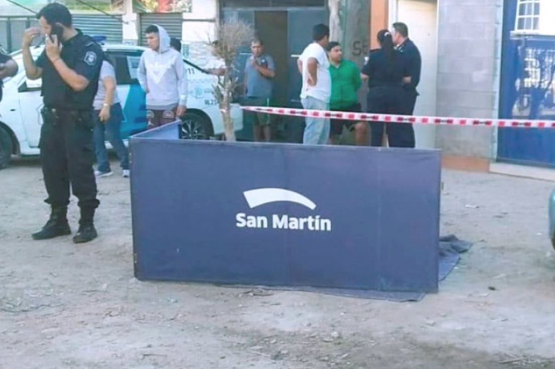 Conmoción en San Martín: una mujer policía mató de más de 10 balazos a su ex pareja y se suicidó | Actualidad