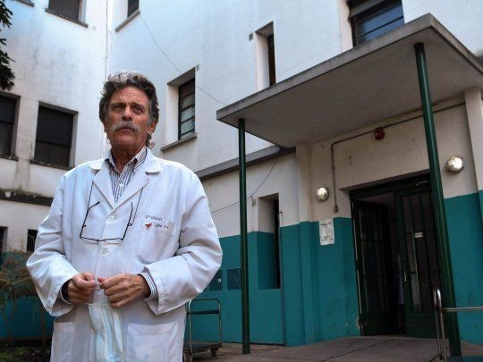 Le robaron la computadora portátil con toda la información sobre Covid al infectólogo Orduna | Actualidad