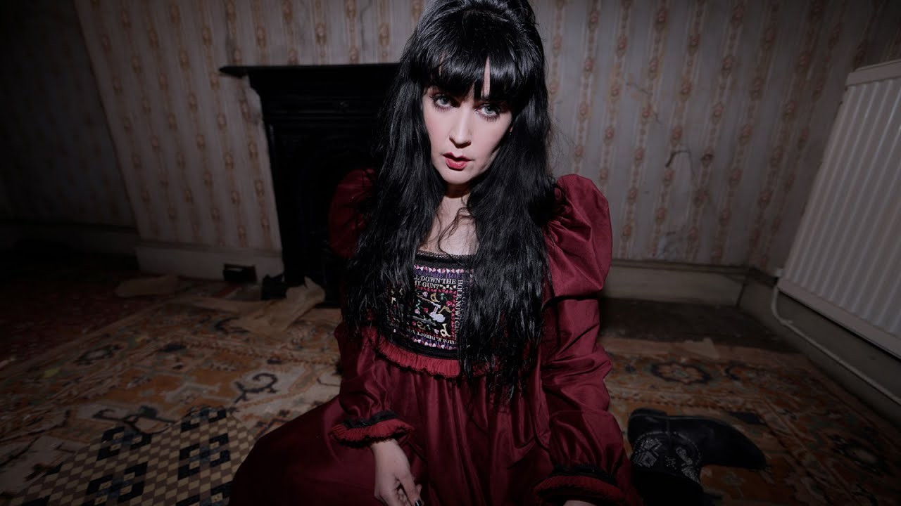 Cantante afirmó que se casará con un fantasma: contó cómo se lo propuso | Internacionales