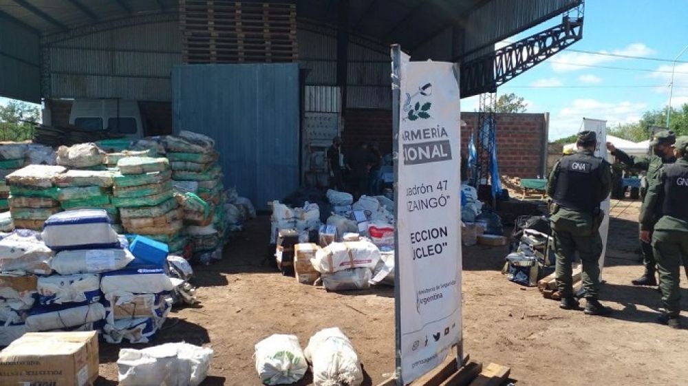 Quemaban 20 toneladas de marihuana y llenaron de humo a todo un pueblo de Corrientes | Actualidad