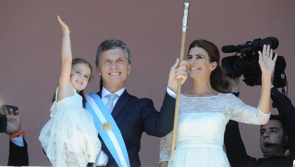 Los looks de Juliana Awada para la asunción de Macri | Política