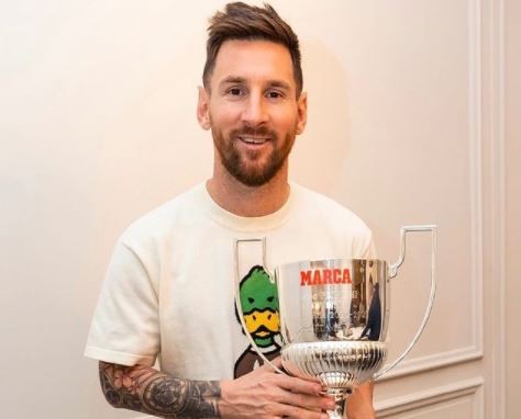 Messi compartió en las redes su octavo Trofeo Pichichi | Deportes