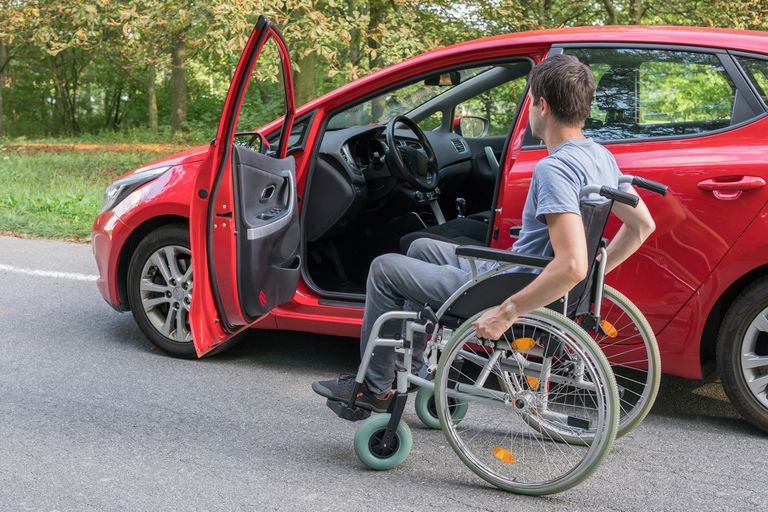 Comenzarán a fabricar en la Argentina autos adaptados para personas con discapacidad | Actualidad