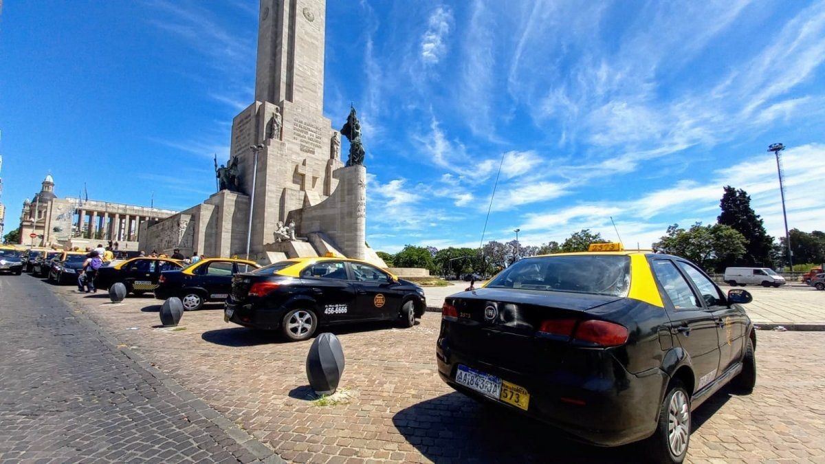Rosario: Sancionarán a taxistas que no salgan a trabajar | Actualidad