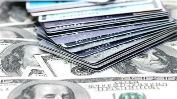 No se aplicará el 35% a los gastos en dólares hechos con tarjeta pero aún no liquidados | Política