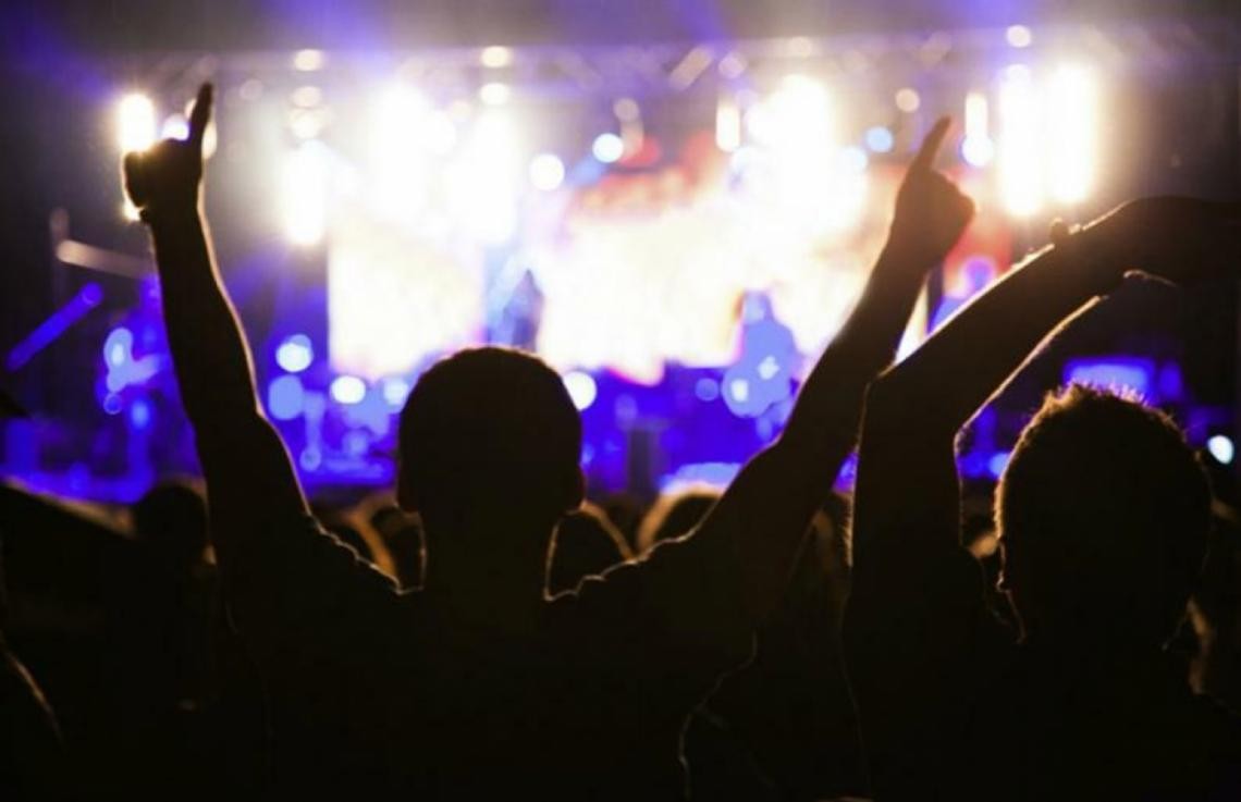 El Gobierno implementará un pase sanitario para eventos masivos desde enero | Actualidad