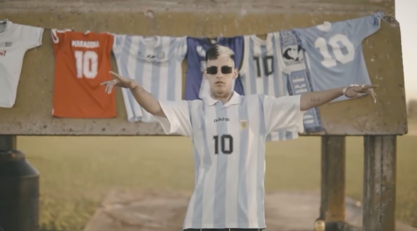 Homenaje de L-Gante a Maradon: lanzó su reversión de "La mano de Dios" | Espectáculos