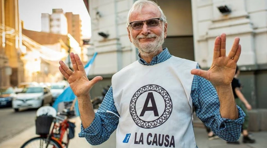 Un concejal de Santa Fe presentó su proyecto para meditar antes de cada sesión | Política