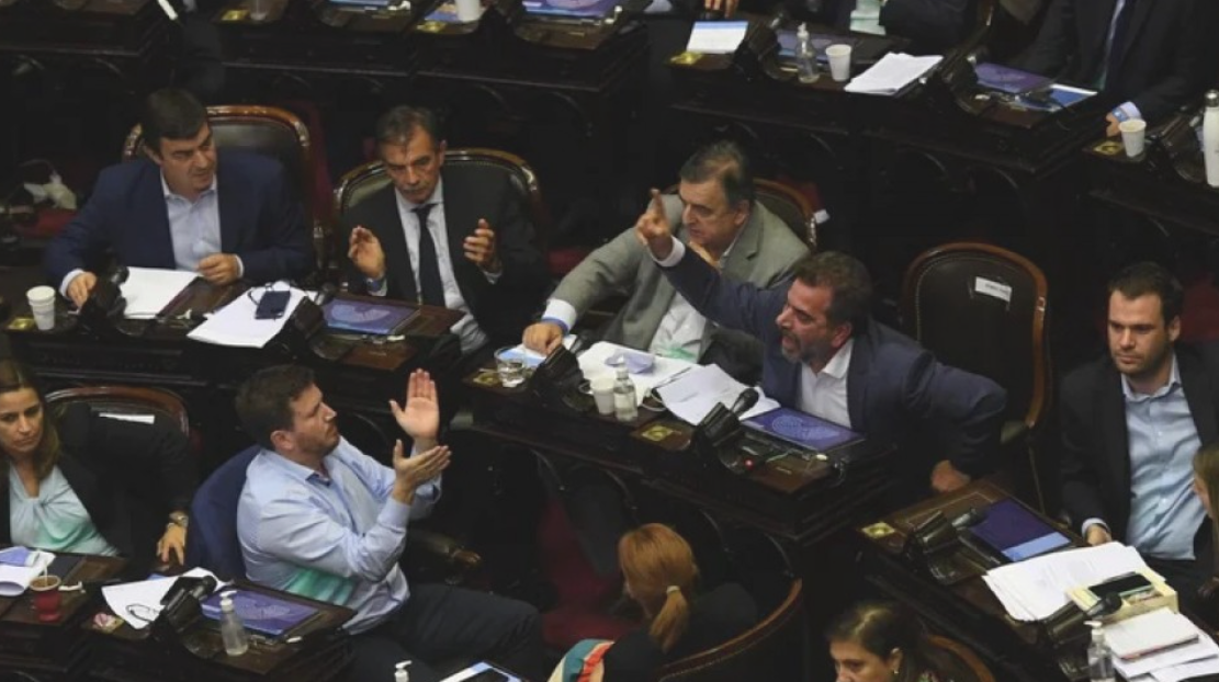 Fuerte exabrupto del diputado Miguel Bazze contra Sergio Massa: "Pedazo de pel…" | Política