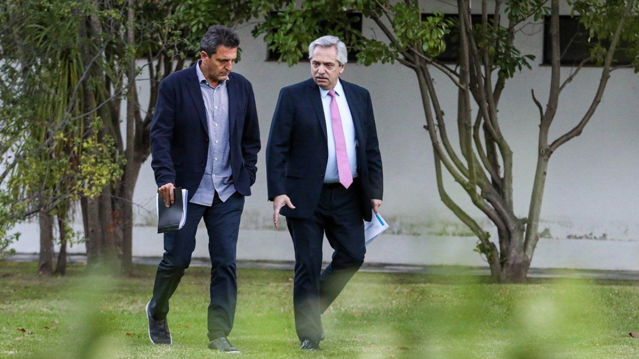 Revés por el Presupuesto: el Presidente se reúne con Guzmán y Massa | Política
