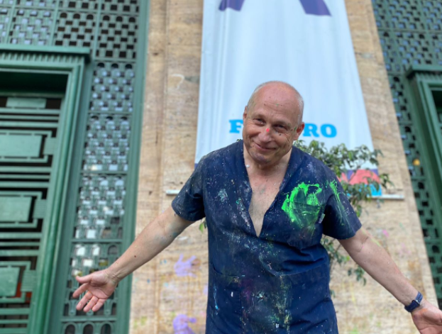 Conmovió las redes sociales: "Ayer me recibí de médico, a los 64" | Redes