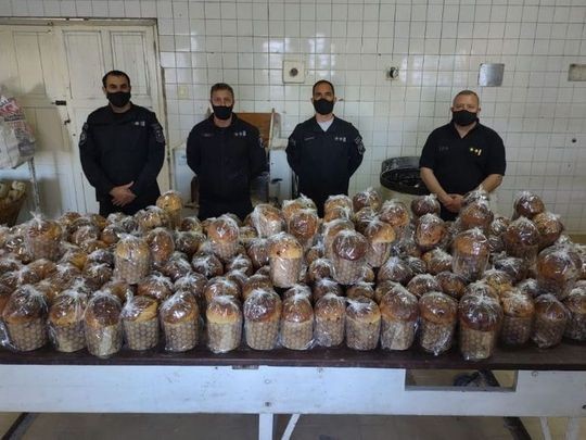 Desde la cárcel de Azul elaboraron 200 pan dulces para merenderos infantiles | Actualidad