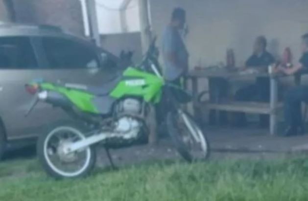 Apresan a cuatro policías correntinos por robar una oveja para hacer un asado en una comisaría | Actualidad