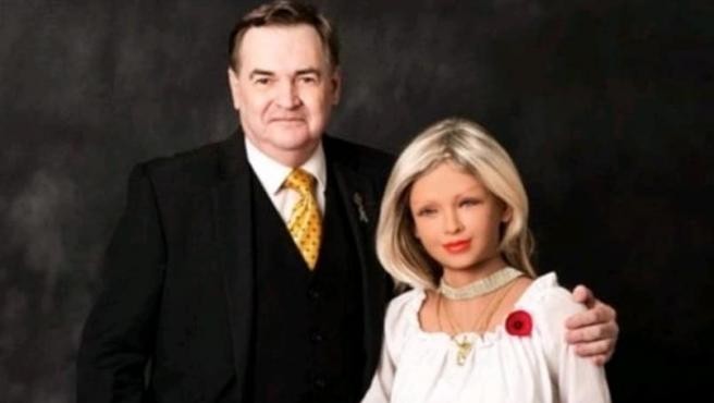 Se enamoró de su robot Emma y le propuso casamiento | Internacionales