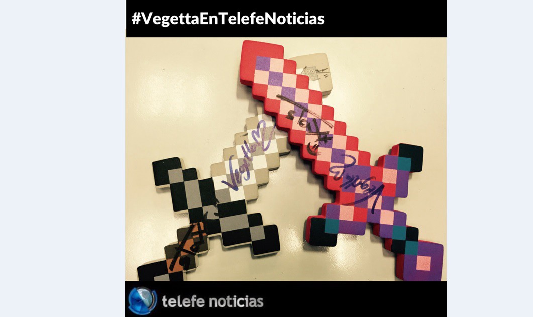 Bases del Concurso la espada autografiada por los YouTubers | Tecno