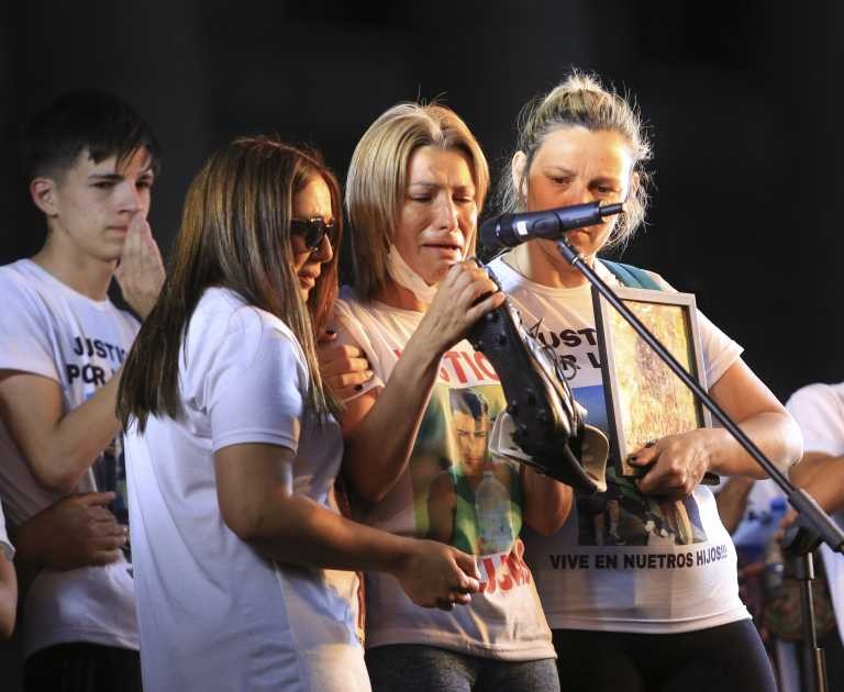 Los mensajes de los policías por el crimen de Lucas González: "Se la pusieron" y "Hay que prepararse" | Actualidad