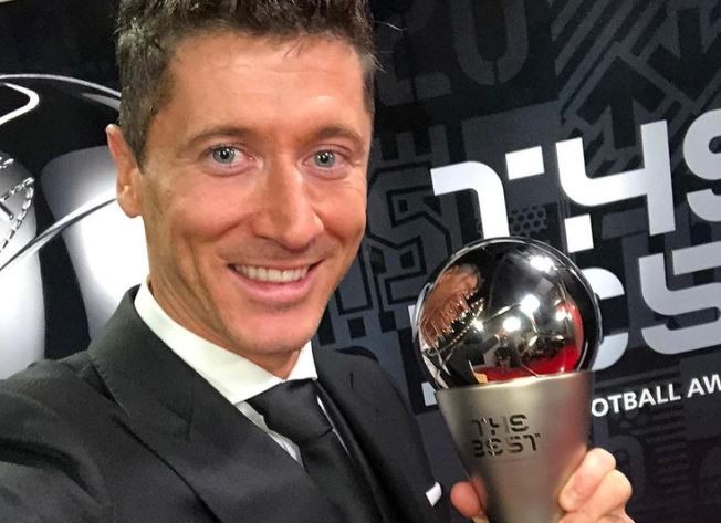 Robert Lewandowski ganó por segundo año consecutivo el premio "The Best" | Deportes