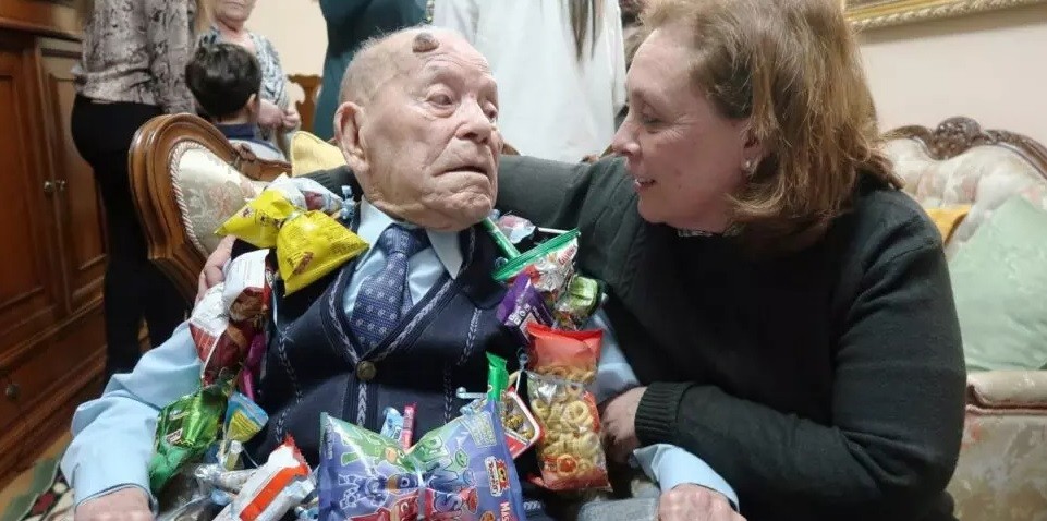 A los 112 años, murió el hombre más longevo del mundo | Actualidad