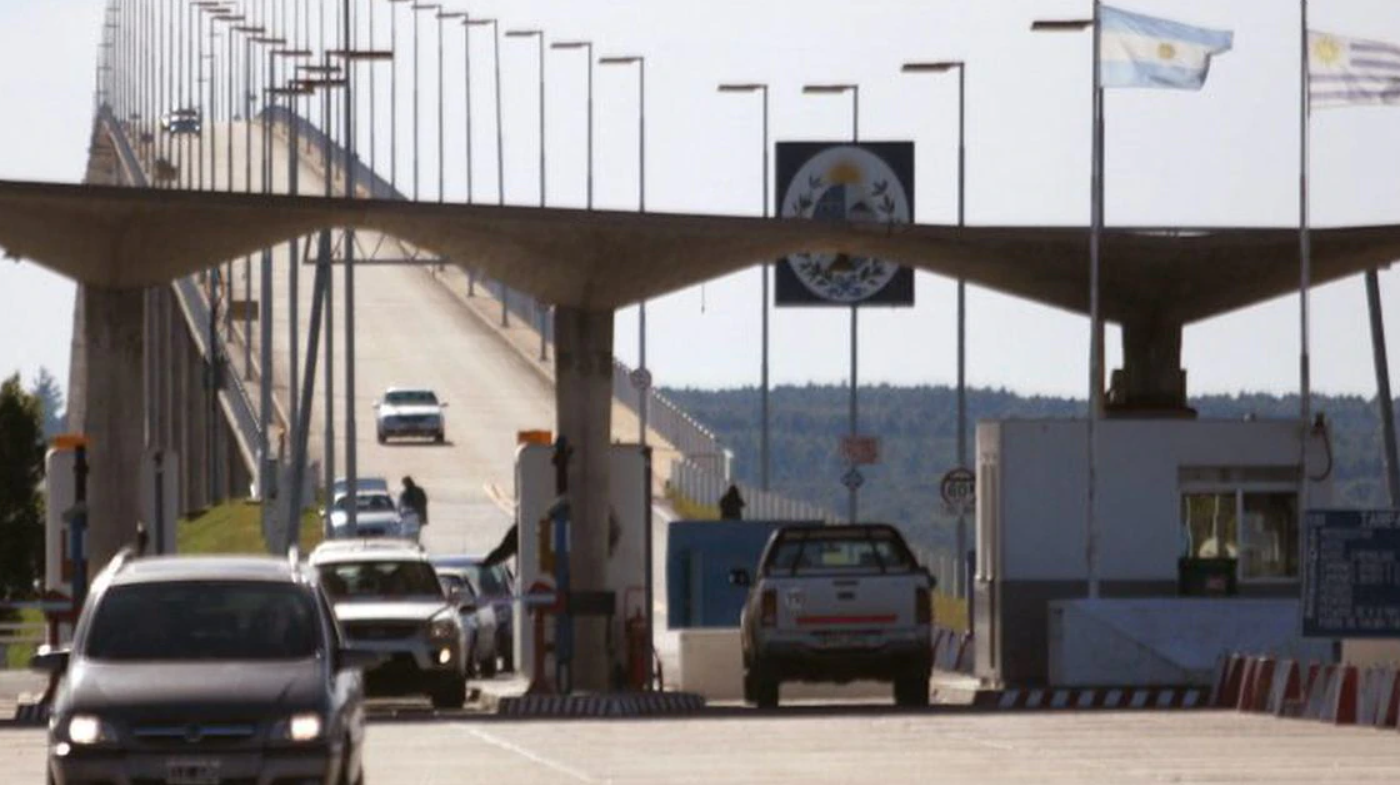 Uruguay ya no pedirá PCR a quienes hayan tenido coronavirus entre 10 y 90 días antes del ingreso al país | Actualidad