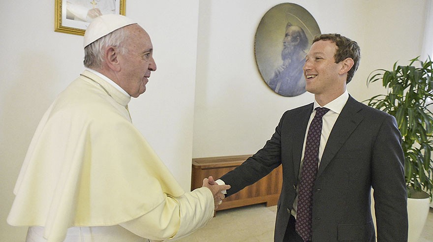 El Papa y Mark Zuckerberg evalúan cómo usar la tecnología para combatir la pobreza | Tecno