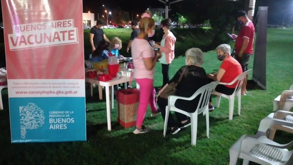 Realizan la "noche de las vacunas" en territorio bonaerense: dónde estarán las postas | Actualidad
