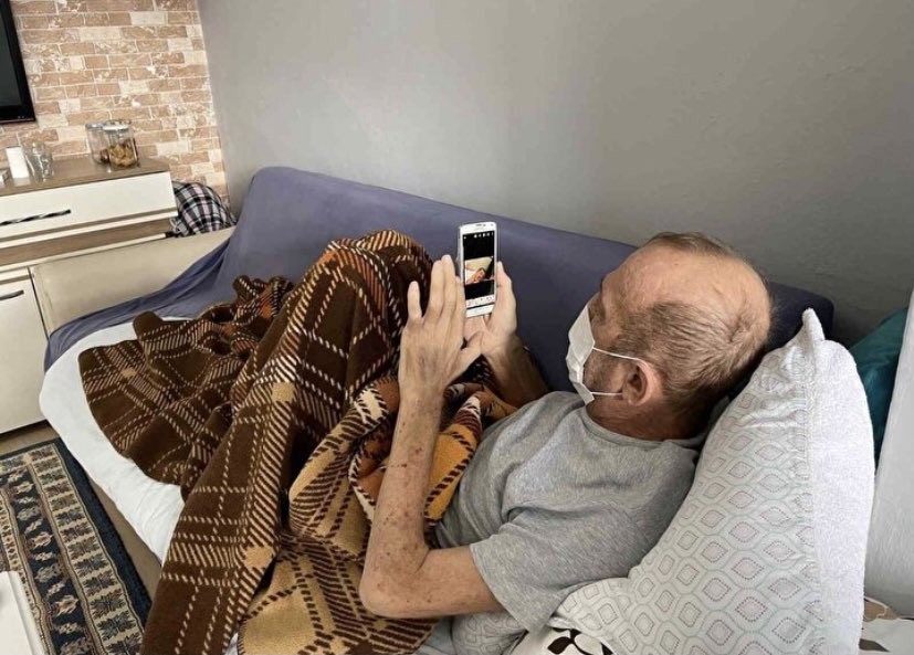 El calvario del hombre que dio 78 veces positivo de covid y lleva 14 meses aislado | Internacionales