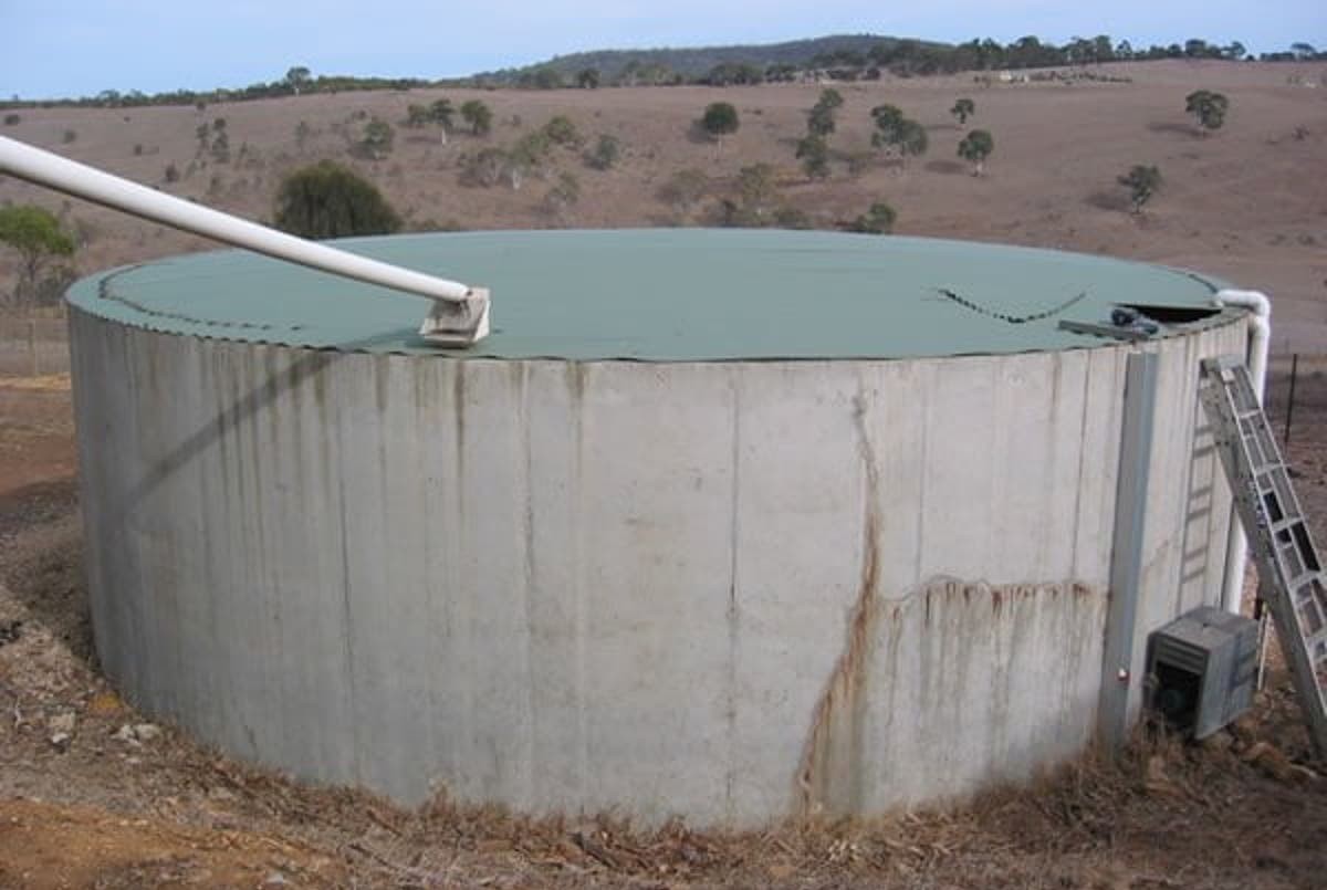 Un bebé murió ahogado dentro de en un tanque de agua | Actualidad