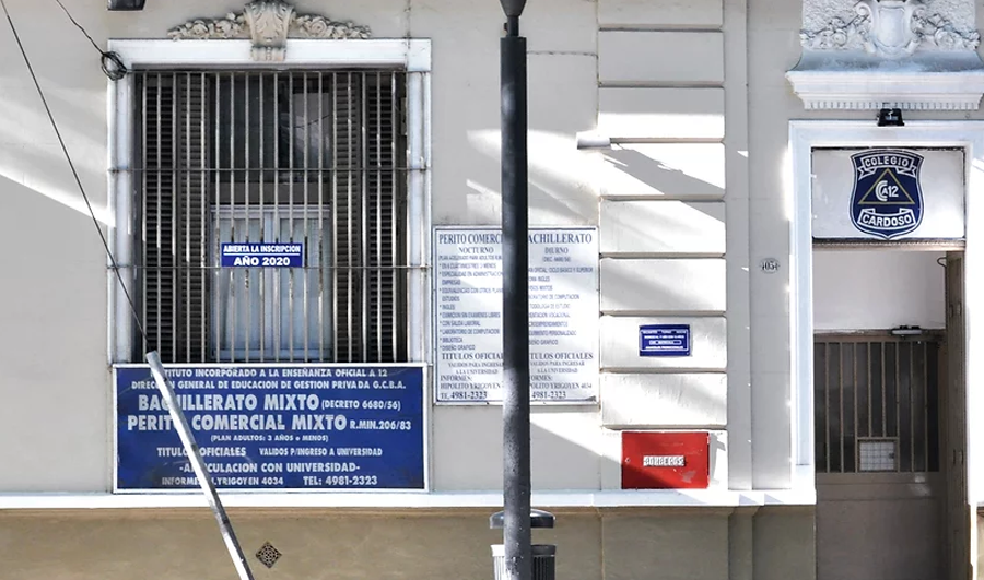 Familias reclaman por el cierre de un colegio de Almagro a menos de dos semanas del inicio de clases | Actualidad