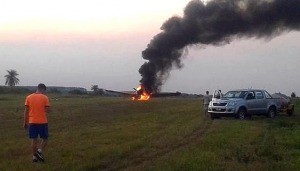 Se prendió fuego un avión hidrante que combatía incendios en Corrientes cuando era reabastecido | Actualidad