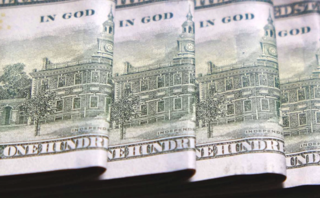 Burló el cepo cambiario haciéndose pasar por directivo de importantes empresas: compró miles de dólares y terminó preso | Actualidad