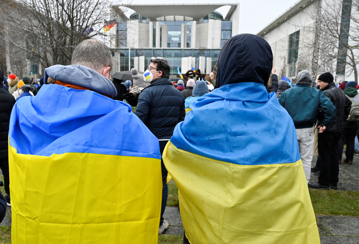 Argentina y países de la región elaboran un plan para rescatar a latinoamericanos en Ucrania | Actualidad