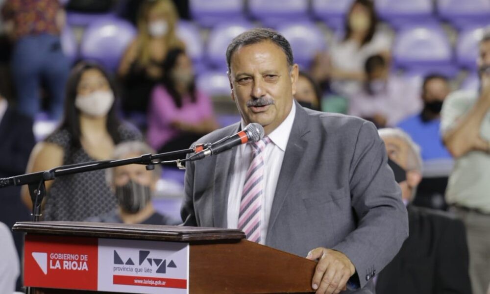 El Gobernador de La Rioja anunció aumento salarial del 52% para empleados públicos | Política