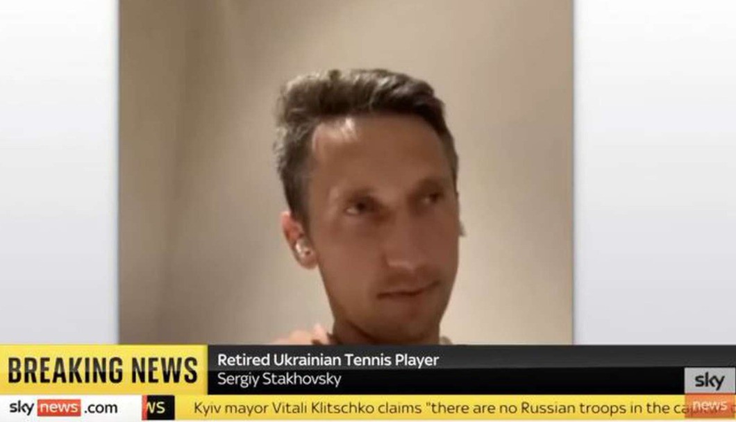 El tenista ucraniano que le ganó a Federer volvió a su país para combatir | Deportes