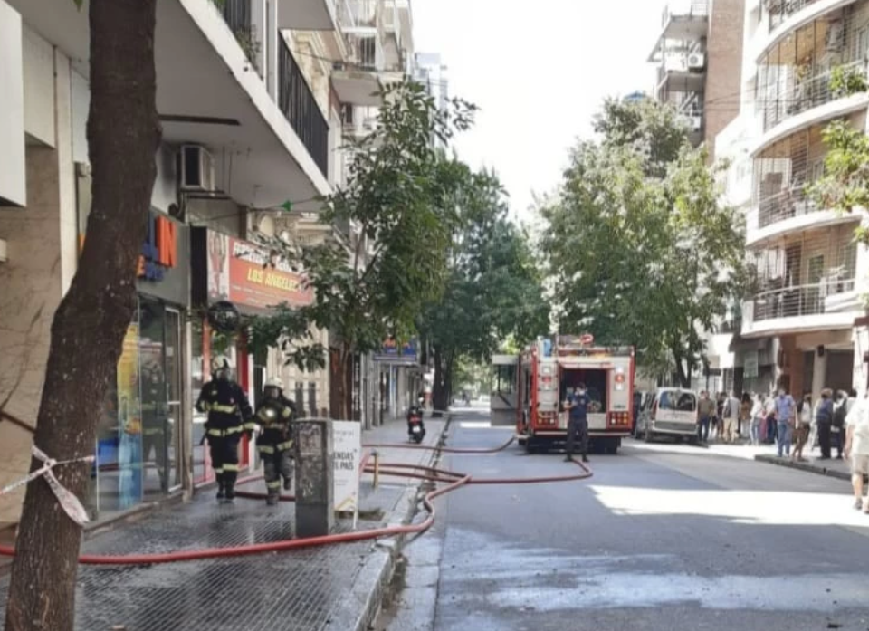 Incendio en un edificio en Almagro: ocho personas fueron atendidas por inhalación de monóxido de carbono | Actualidad