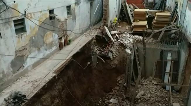 Derrumbe en Constitución: cayó una casa que iba a ser demolida | Actualidad