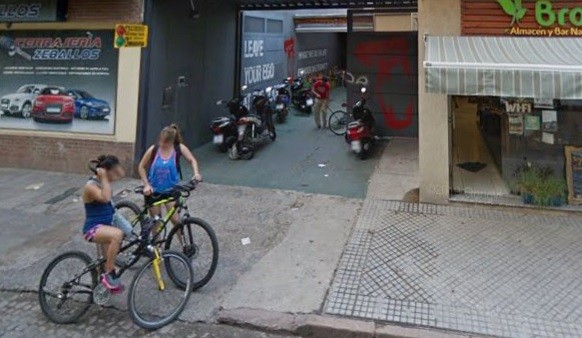 Hallan a un hombre muerto en la puerta de un gimnasio: lo asesinaron a golpes | Actualidad