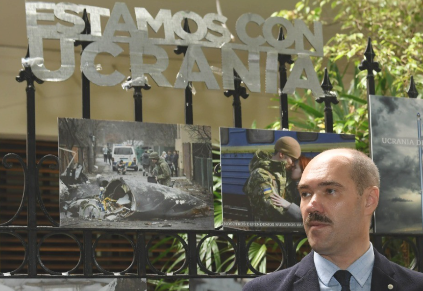 Ucrania le pidió al Gobierno que adhiera a las sanciones económicas contra Rusia | Política