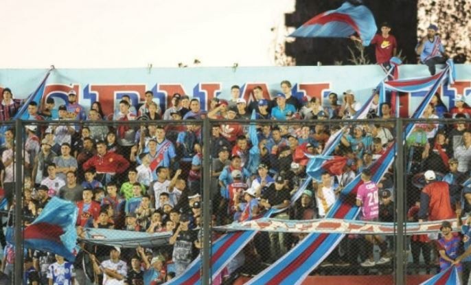 Violencia en la barra de Arsenal, un herido y 19 detenidos tras un enfrentamiento | Deportes