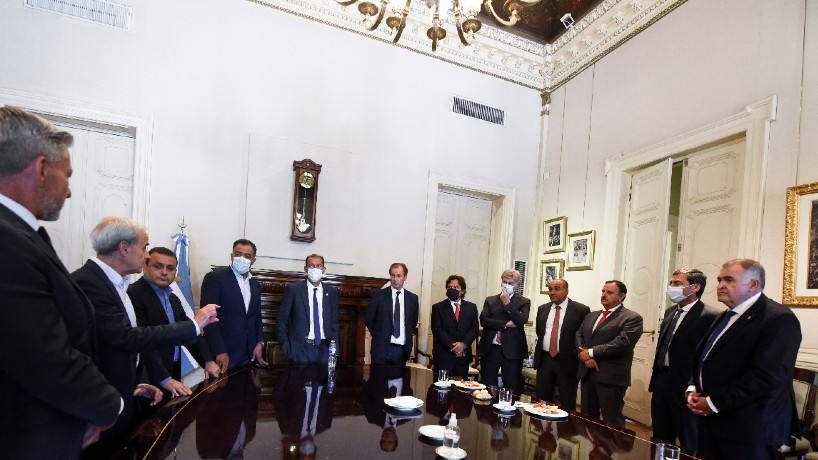 Acuerdo con el FMI: Gobernadores, sindicatos y empresarios afirmaron su posición | Política