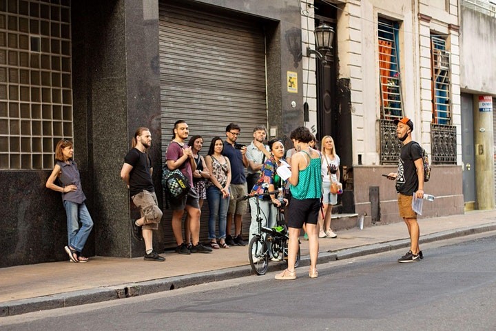 "Paseantes", una propuesta que invita a hacer caminatas poéticas por la Ciudad | Actualidad