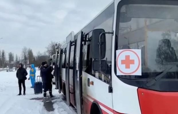 Moscú abrirá corredores humanitarios diarios desde Ucrania hacia Rusia | Internacionales