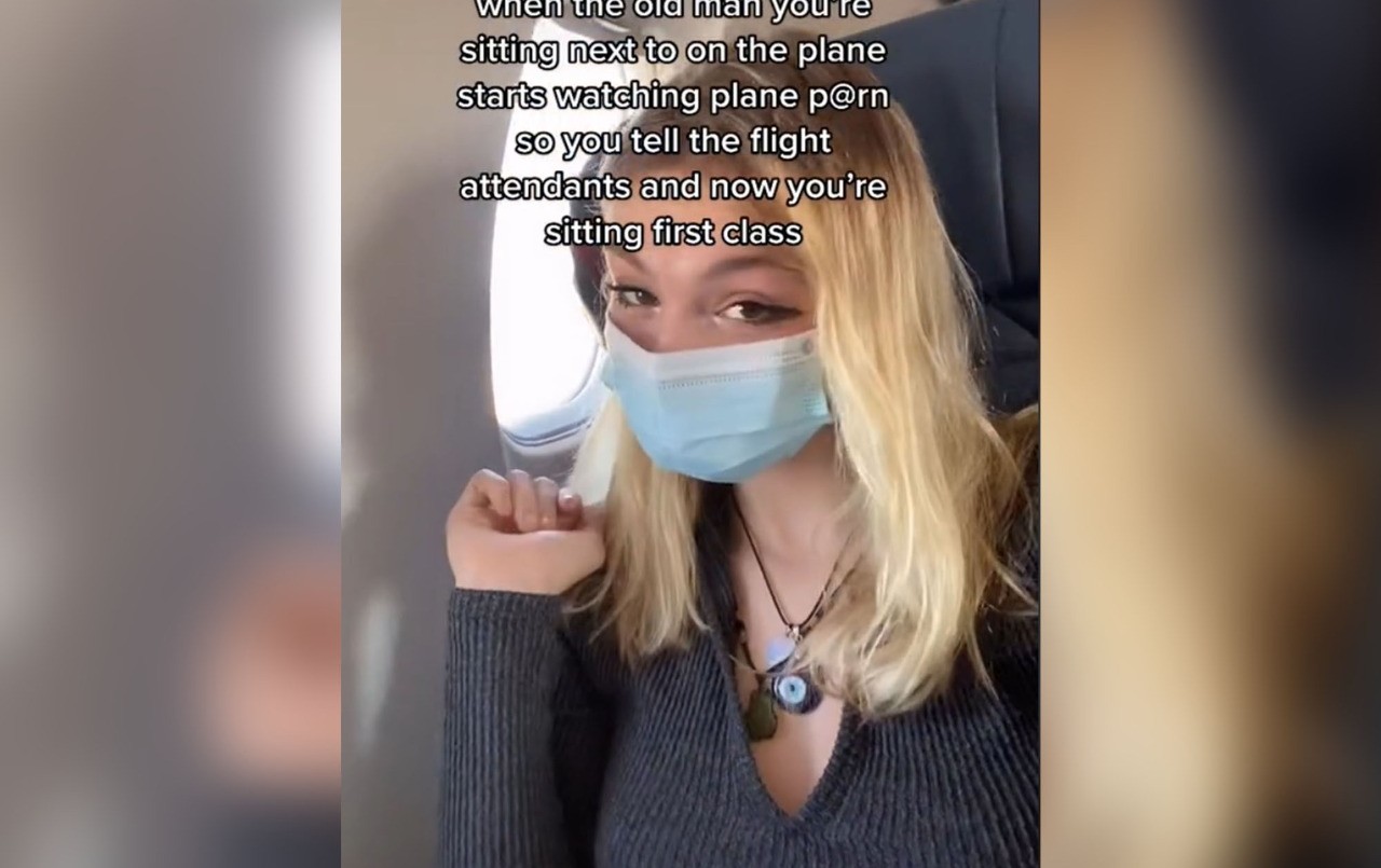 Denunció que un pasajero estaba mirando porno y la pasaron a primera clase | Internacionales