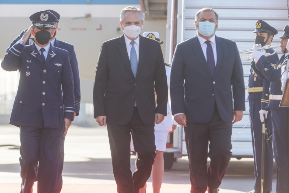 Alberto Fernández llegó a Chile para participar de la asunción de Gabriel Boric | Política