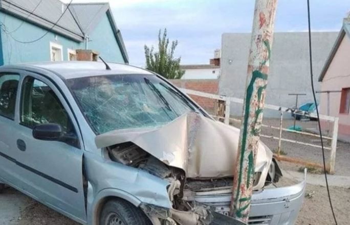 Caleta Olivia: persiguió a su ex novia a la salida de un boliche y la atropelló | Actualidad