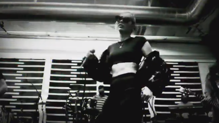 Con un video inédito de su ensayo, Miley Cyrus calienta motores para el Lollapalooza | Espectáculos