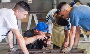 El Gobierno bonaerense firmó un convenio para promover la reinserción de detenidos | Actualidad