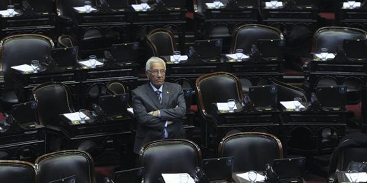 El kirchnerismo frenó la resolución para allanar la casa de Julio De Vido | Política