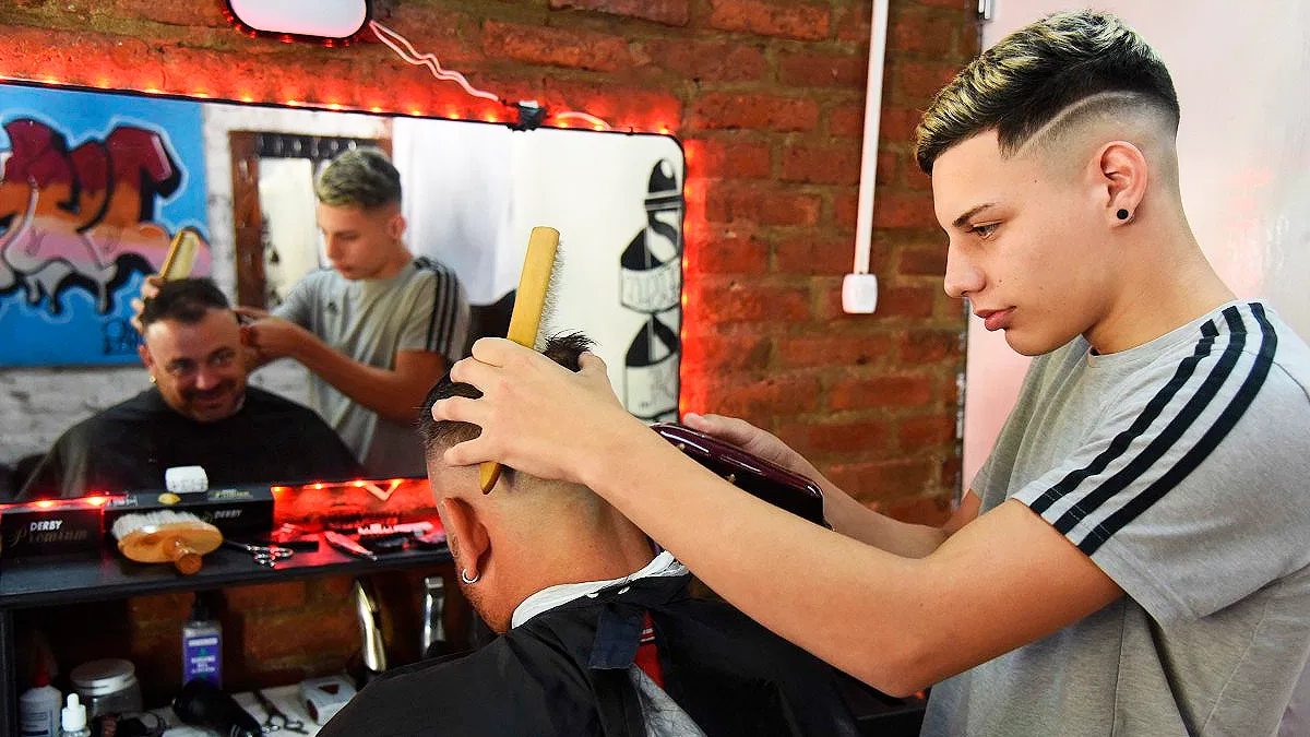 Lanzan microcréditos para que egresados de centros de formación laboral realicen emprendimientos | Actualidad