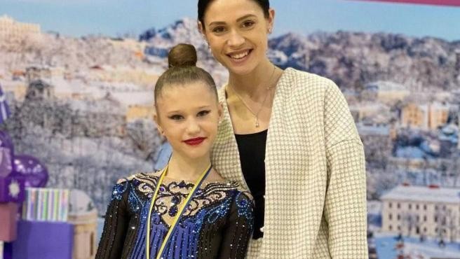 Murió una gimnasta ucraniana de 11 años por el impacto de un misil ruso en su casa de Mariupol | Internacionales