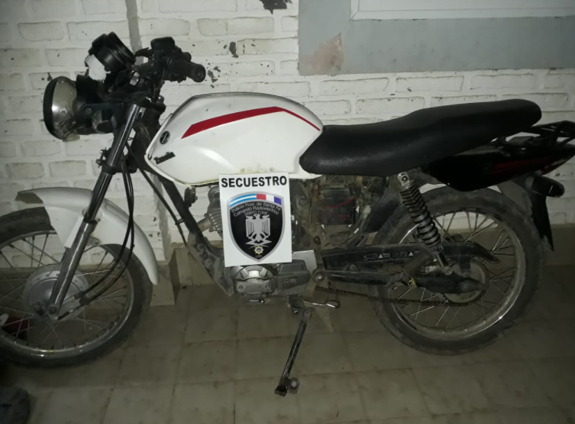 Iba en una moto robada, evadió un control y terminó preso | Actualidad